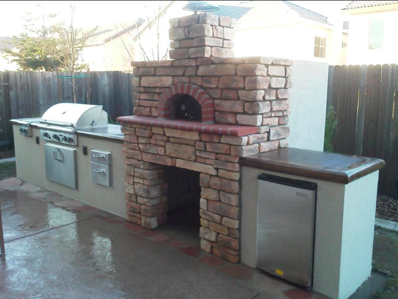 Creative Places to Install a Pizza Oven in Your Outdoor Kitchen